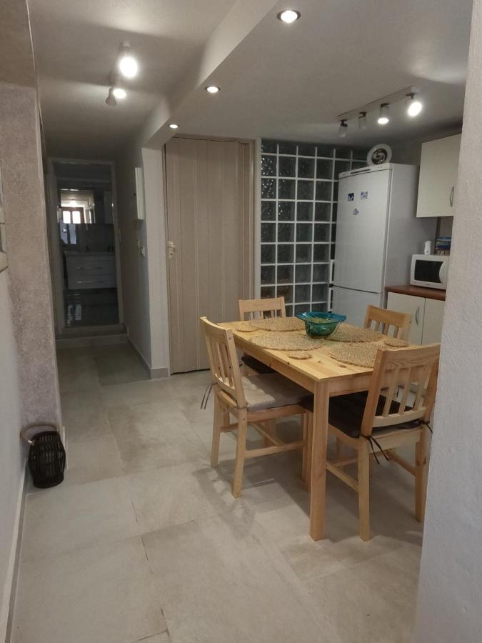 Apartament Evi's House *